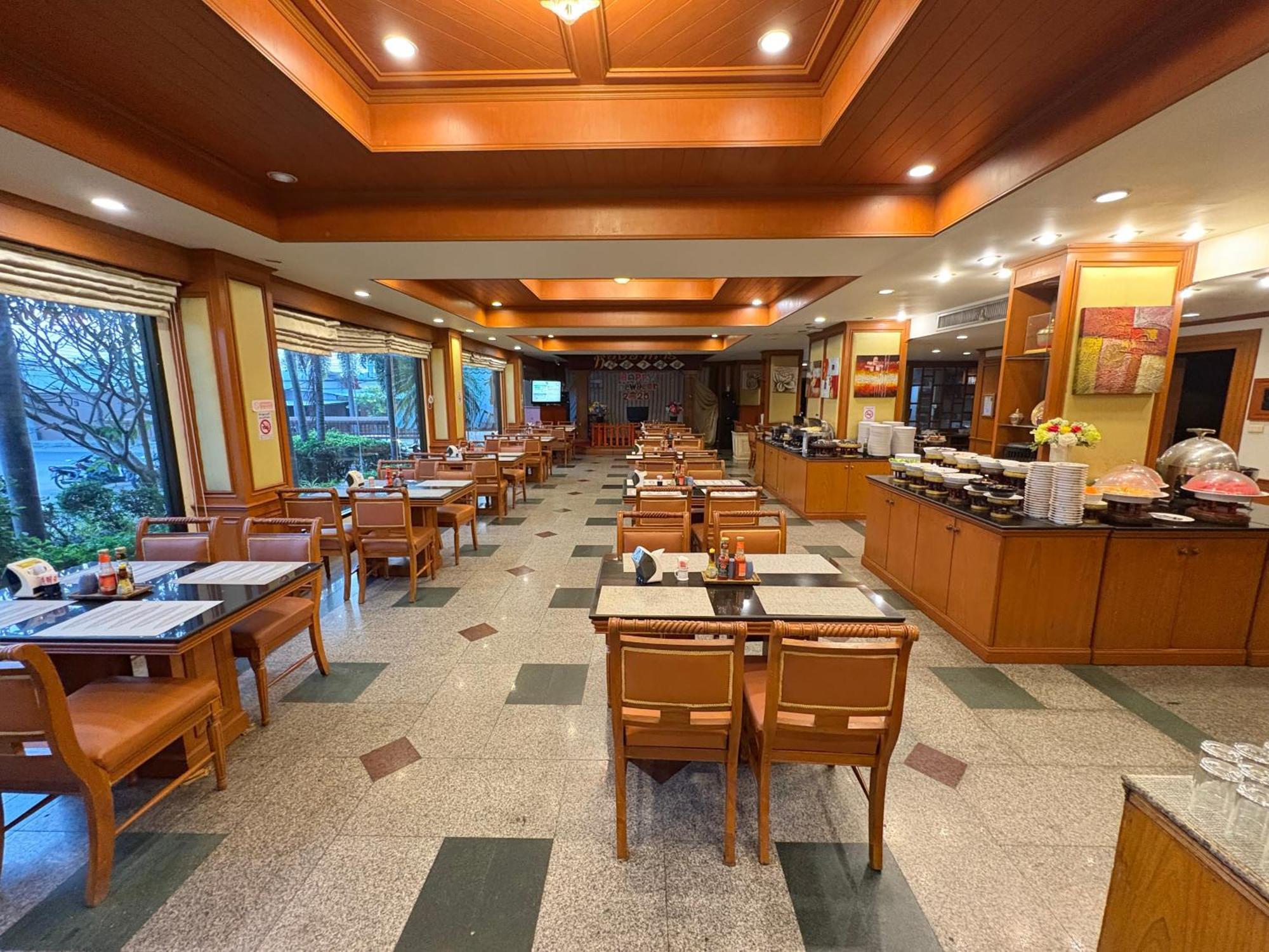 Taksilahotel Maha Sarakham Buitenkant foto