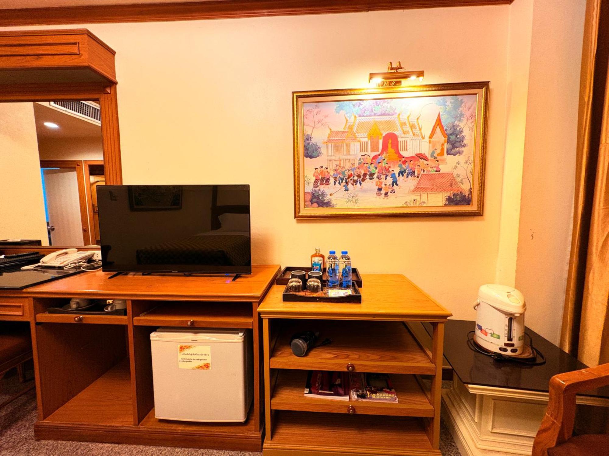 Taksilahotel Maha Sarakham Buitenkant foto