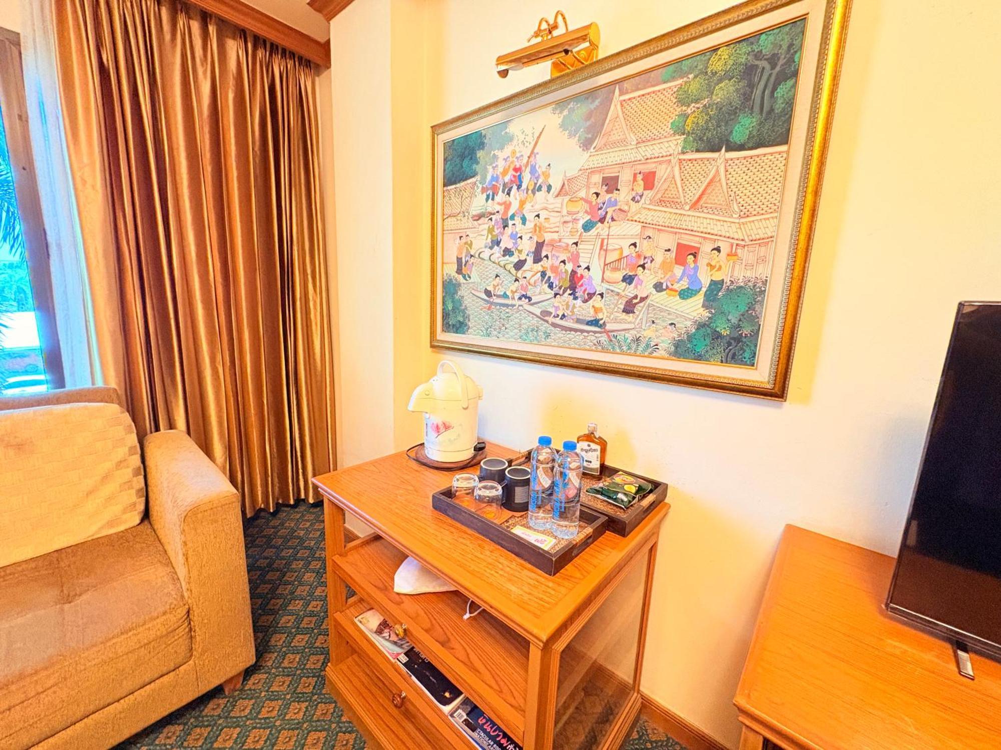 Taksilahotel Maha Sarakham Buitenkant foto